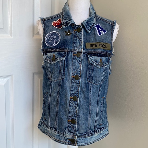 American Eagle Outfitters Denim Patched Vest - Picture 1 of 11
